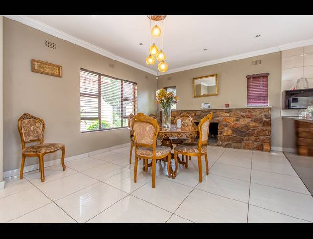 4 BEDROOM FREESTANDING RENTED IN DISCOVERY